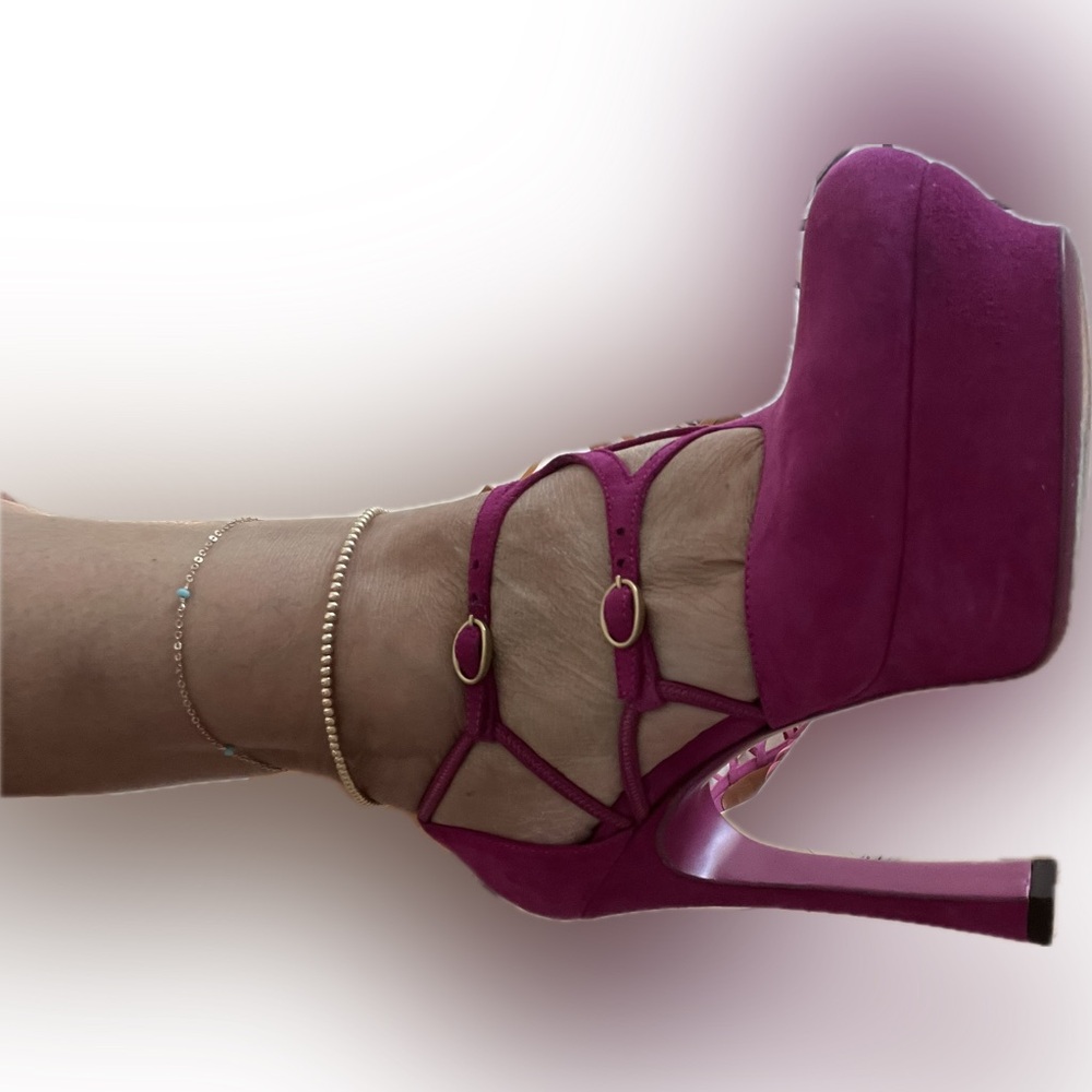 Yves Saint Laurent Rive Gauche - image 7